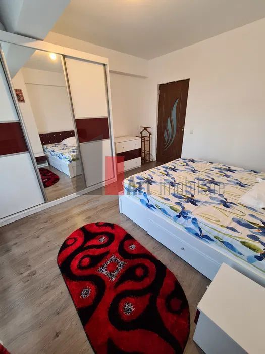 3 camere de inchiriat zona 1 Mai - Poză 1