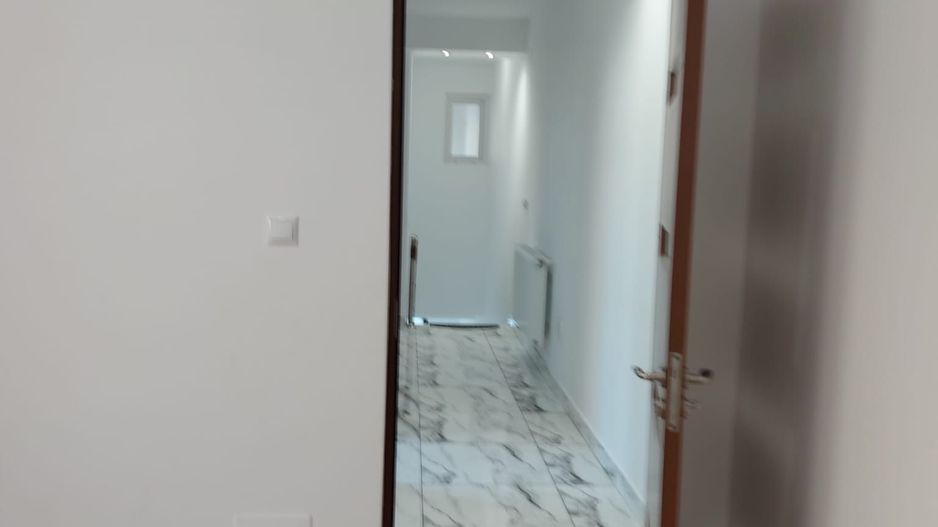 Casa / Blv Decebal Piata Alba Iulia Mall Vitan / an2023 - Poză 35