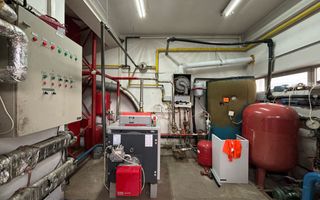 Investitia ideala , hotel, restaurant si spatii de inchiriat - Poză 18