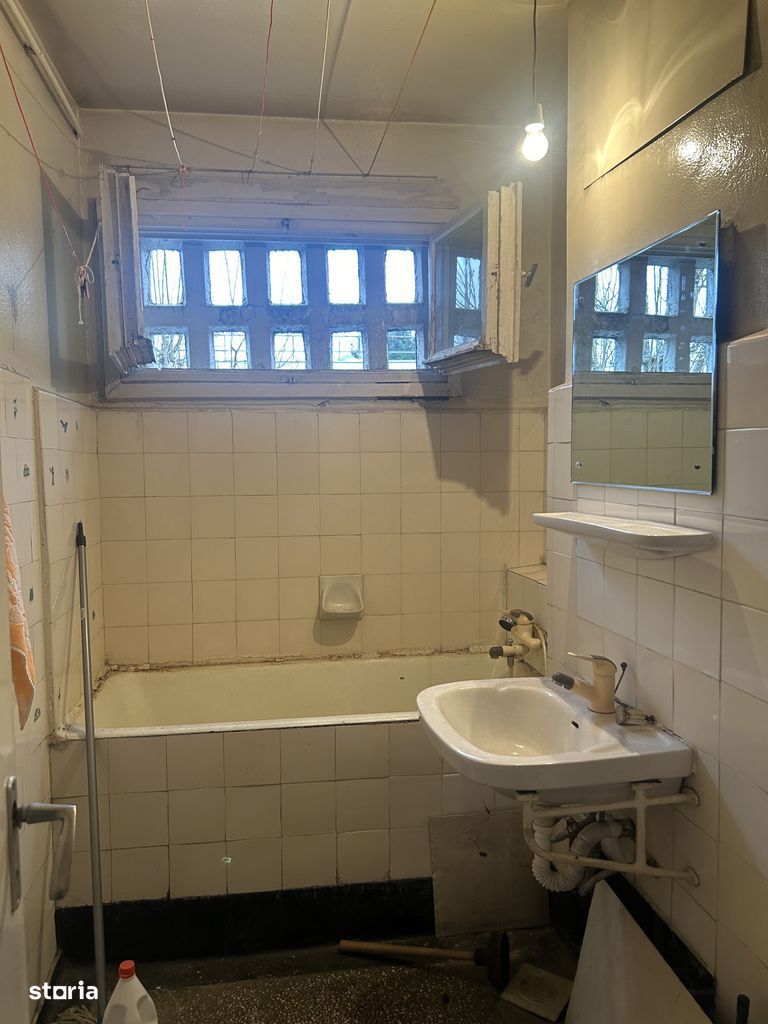 Apartament semidecomandat 3 camere - Aleea Terasei. - Poză 14