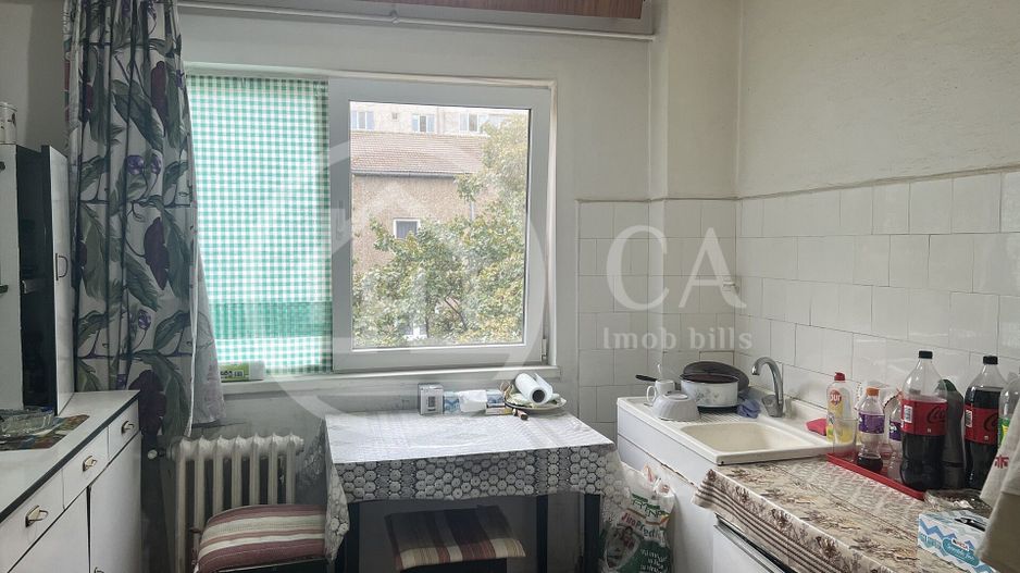 Apartament cu 2 camere de vanzare Rogerius Oradea - Poză 7