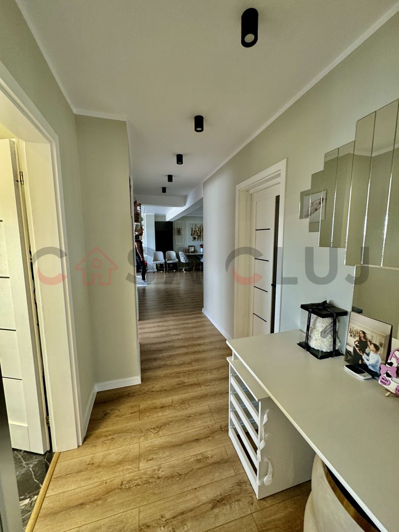Apartament, parte dintr-un triplex, ultrafinisat, zonă liniștită și view superb! - Poză 11