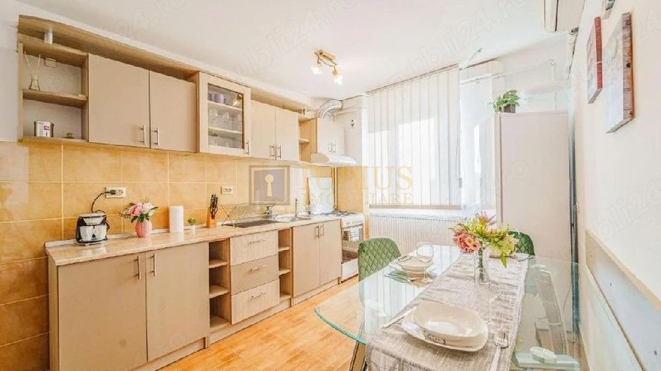 3 camere| 2 dormitoare| 2 bai| centrala proprie| apartament frumos| - Poză 7