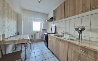 Apartament 3 camere de vanzare, Zona Garii - Poză 4