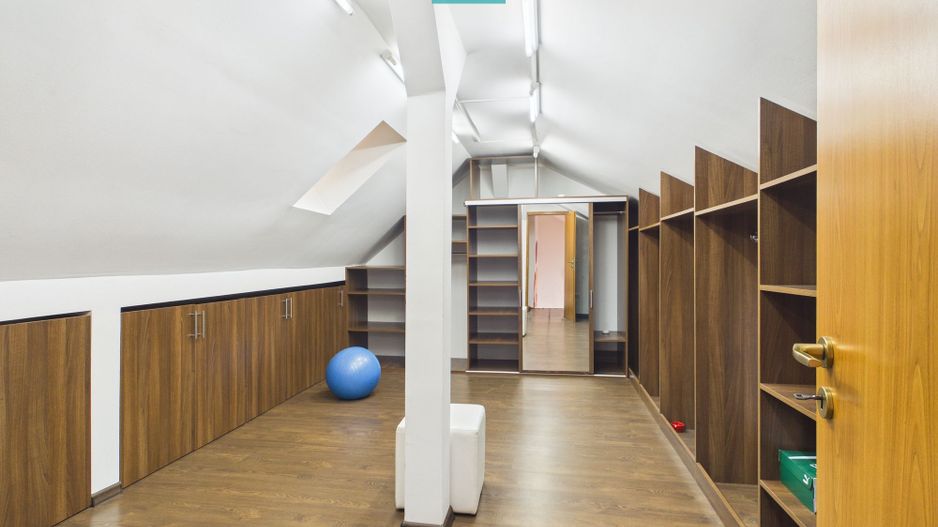 Vila moderna 5 camere Mosnita Noua - Poză 42