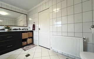 Casa moderna de vanzare in Fantanele - Poză 11