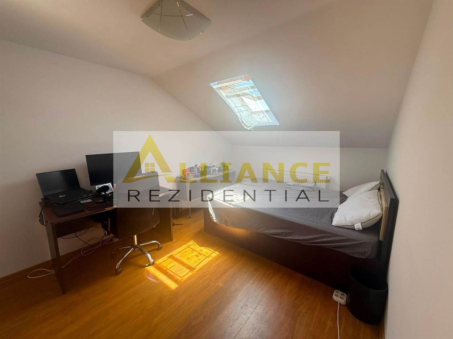 Apartament 3 camere tip duplex | 87 mp | 10 min Metrou Piata Sudului - Poză 5