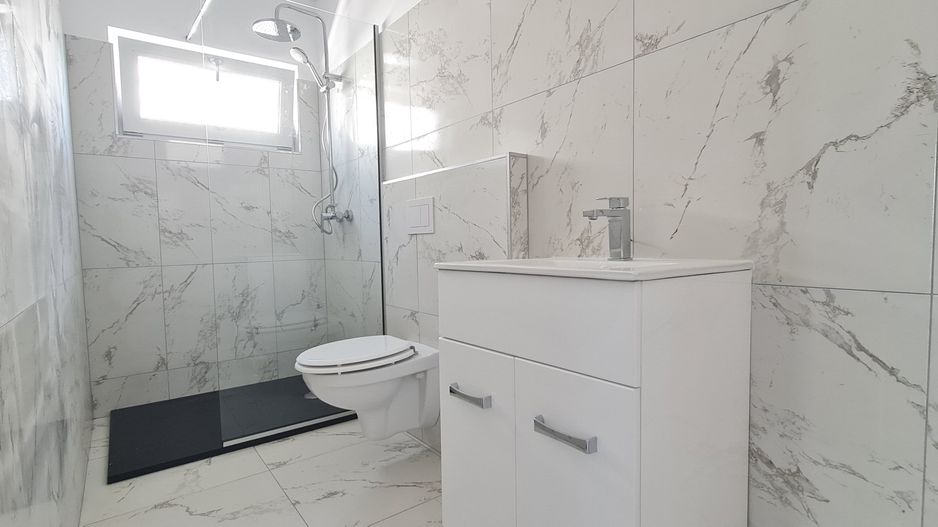 Casa 4 camere un nivel finalizata intabulata cartier Izvor Tarlungeni - Poză 7