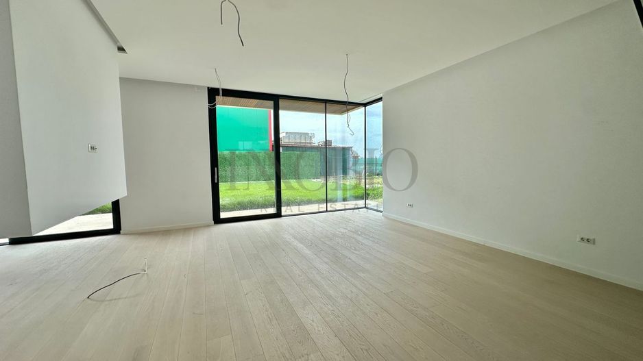 Vila 5 Camere | Rooftop Pool | Smart Home | - Poză 3