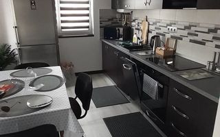 2 camere, bloc nou, parcare inclusă – vedere la munți - Poză 1