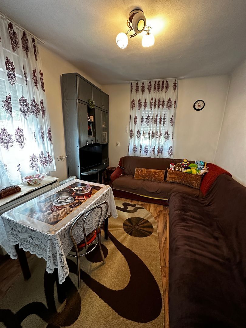 Casă cu 5 camere – Sântana centru, jud. Arad - Poză 22