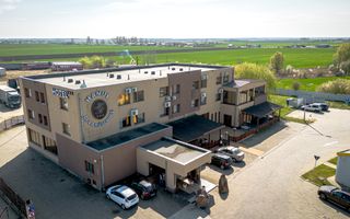 Hotel*** Hanul de la Răscruce - Poză 1