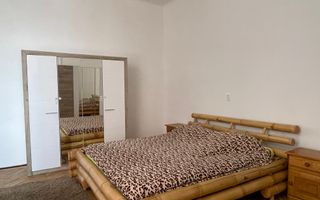 Apartament la casa cu 2 camere | Centrala pe gaz | Oradea - Poză 6