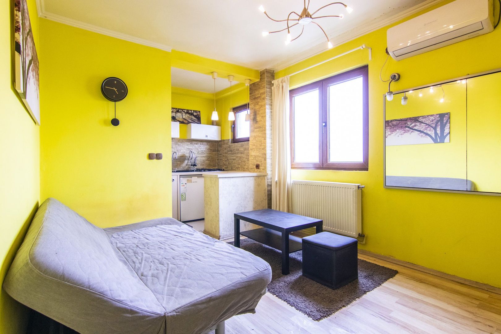 Garsoniera de inchiriat, libera, mutare imediata, Favorit Sibiu, mob. utilata - Poză 3