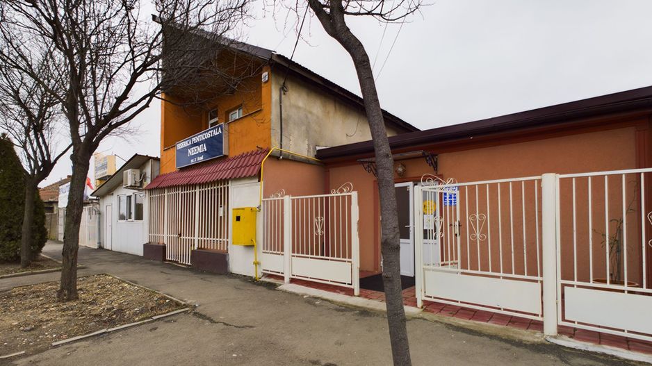 Spațiu bun pentru birouri - Poză 1