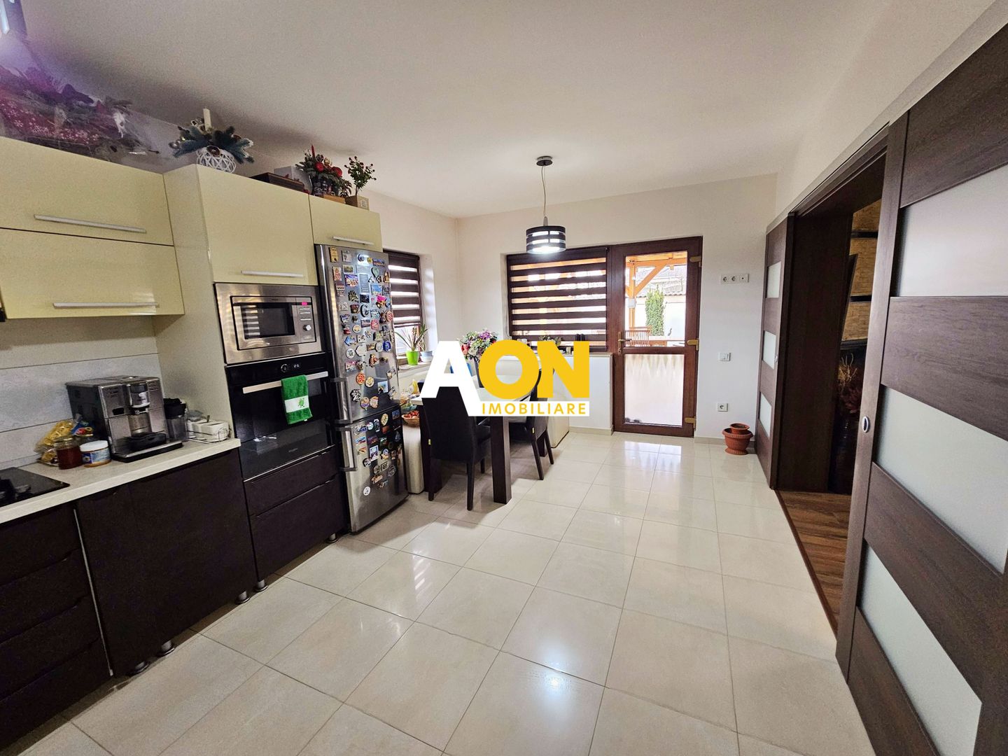 Casa 4 camere, mobilata, utilata, 500 mp teren, asfalt, Alba-Micesti - Poză 6