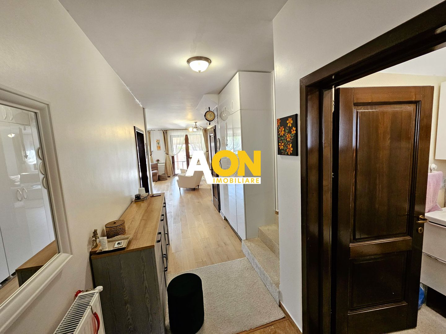 1/2 Duplex, 4 camere, 342 mp teren, strada asfaltata, Cetate - Poză 5