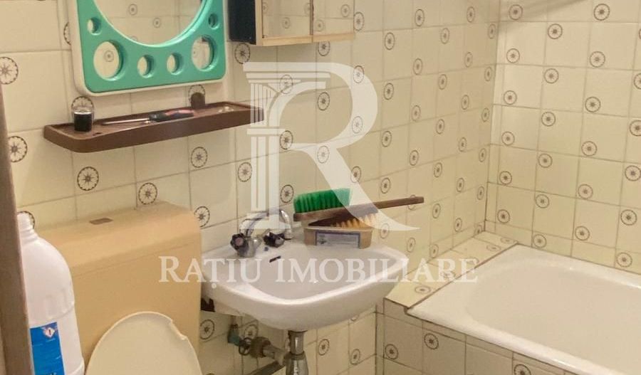 Casă din cărămidă | Teren 2000 mp|Anexe tradiționale | Bojt - Poză 33