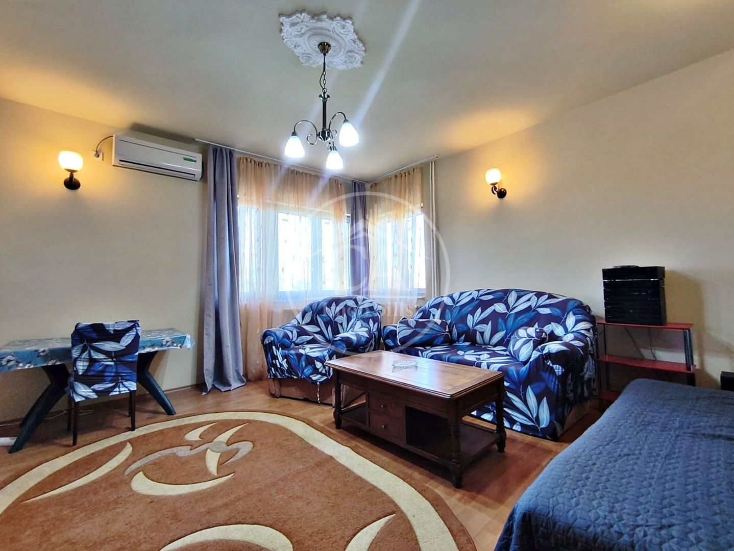 Apartament la casa, de inchiriat cu 2 camere Central, Oradea - Poză 1