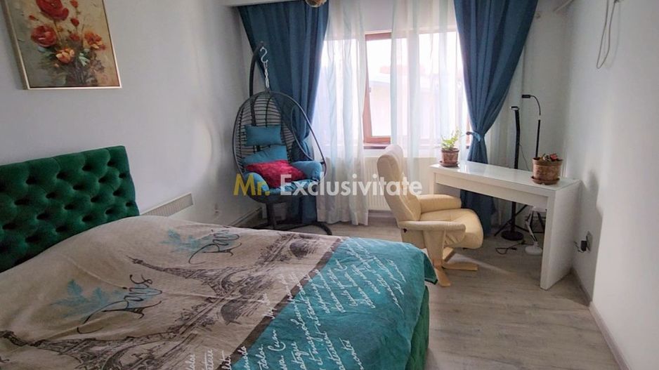 Vila 290mp + 4 spatii comerciale/chiriasi /depozitare, teren 1401 mp, acces DN1 - Poză 15