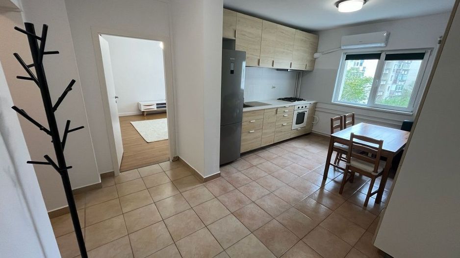 Vanzare Apartament 3 Camere Mall Vitan– Nerva Traian Bloc 1994 anvelopat - Poză 3