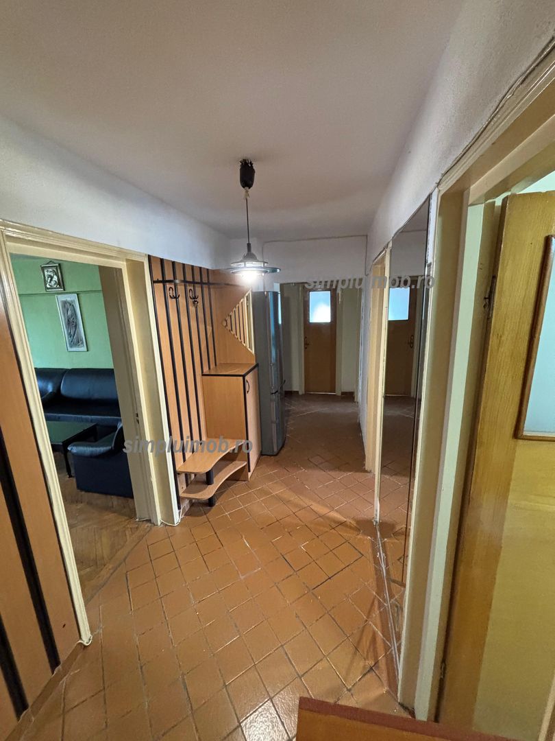 Unirii Decebal 3 camere decomandat 80 mp - Poză 16
