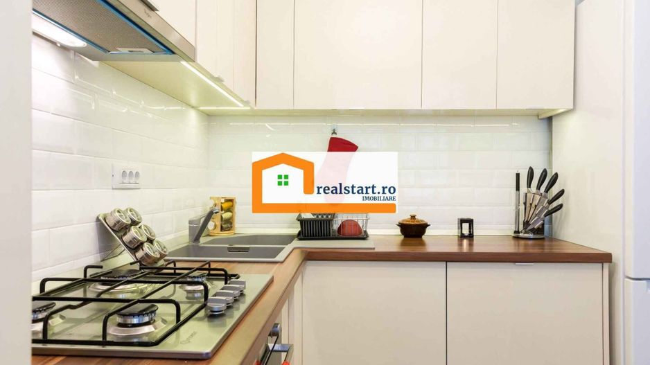 Parcul Teilor, S+P+1+M, curte 115mp, boxa, loc de parcare subteran - Poză 3