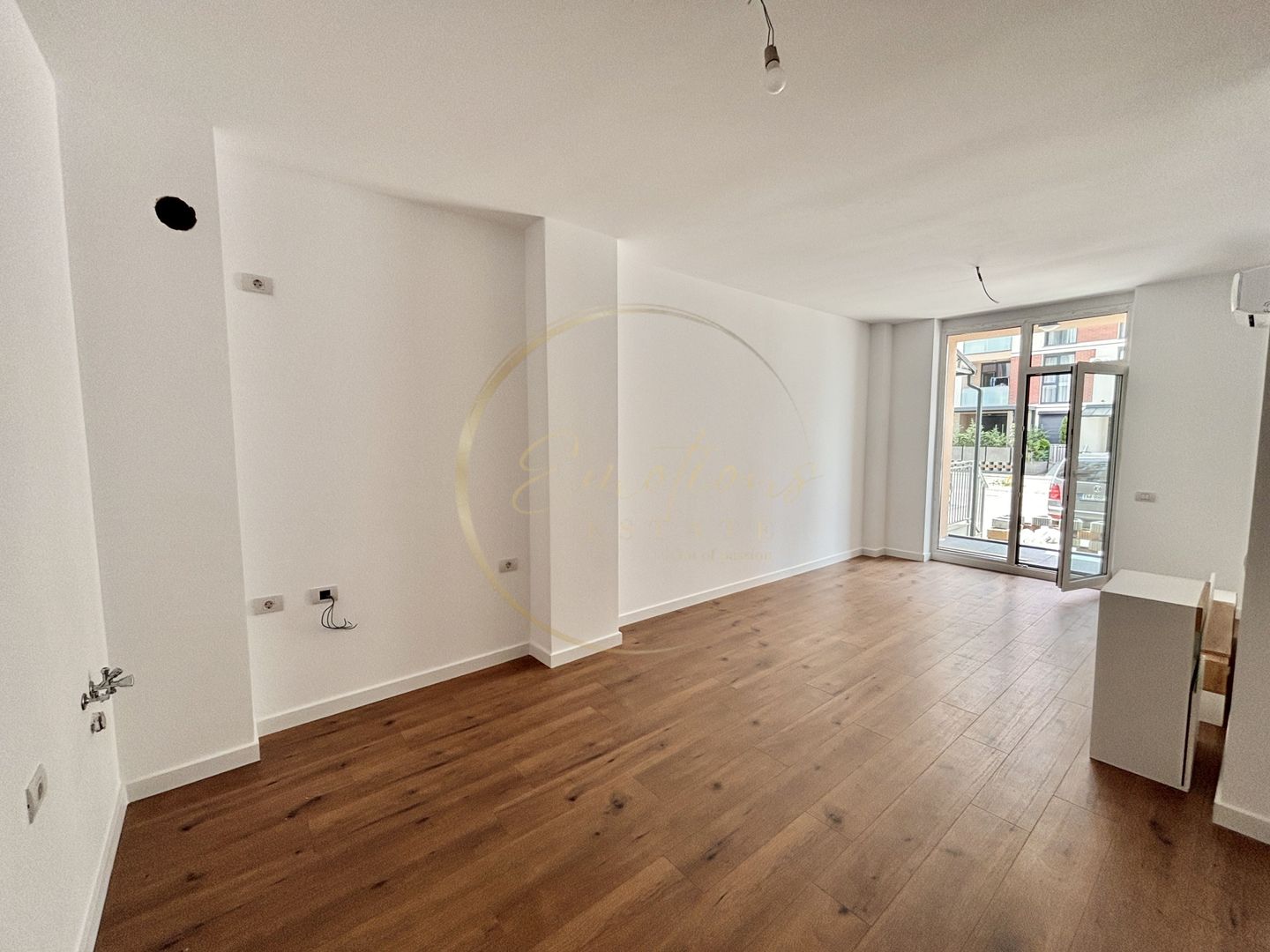 COMISION 0 %  | Apartament 2 camere - Campeador | Curte 17mp - Poză 2