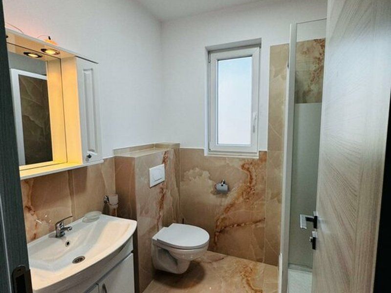 Cautam chirias pentru apartament nou 2 camere in gradiste Arad - Poză 8