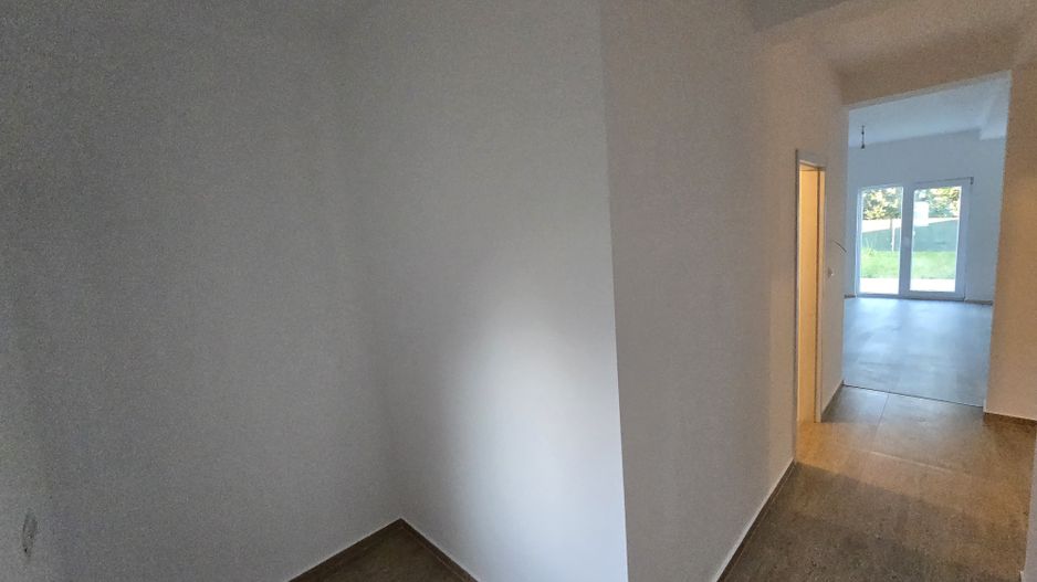 Sanandrei, Drum Asfaltat, Teren Generos, Buc Separata, 3 Dor, 2 Bai, dressing - Poză 13