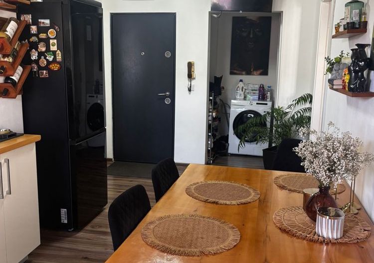 Apartament 2 camere Girocului etaj 2 cu centrala - Poză 1