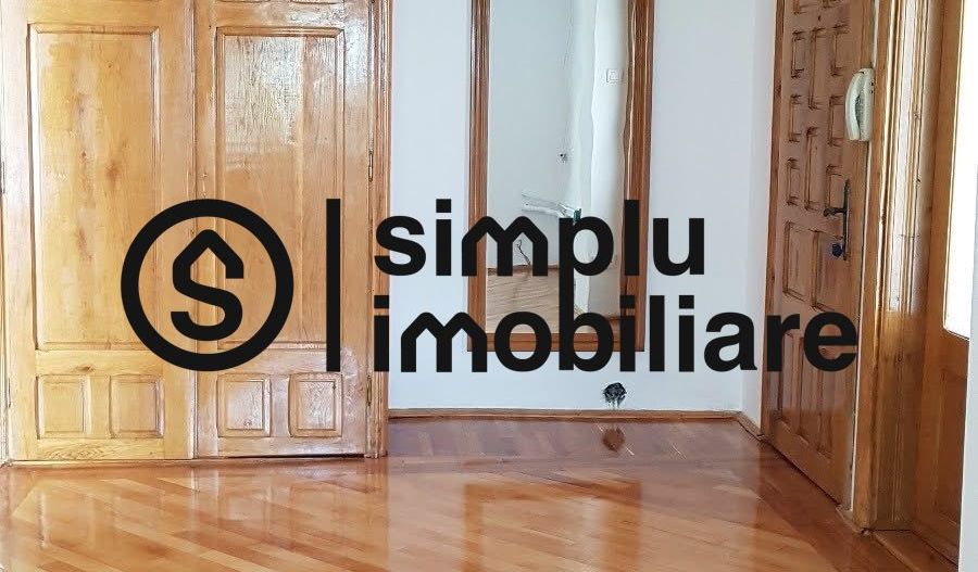 2 camere modificate in 3, etaj 2/4, centrala, Rovine - 115 000 Euro - Poză 1