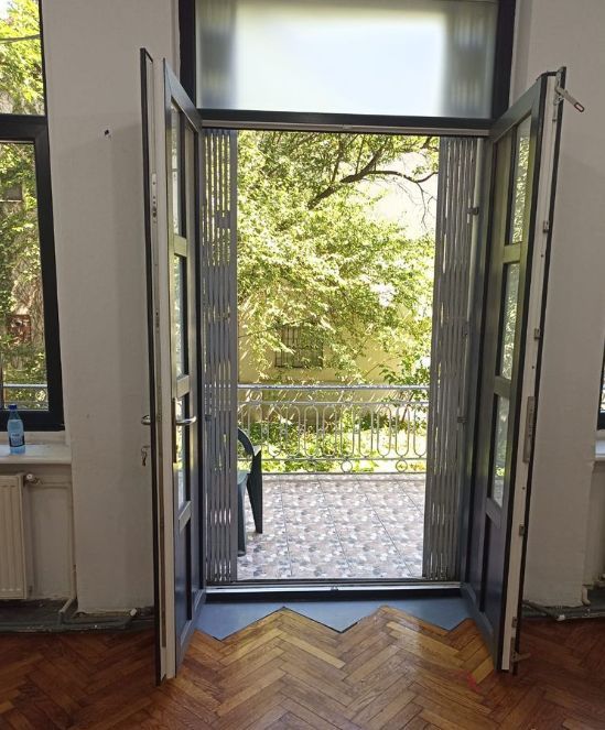 4 camere in vila | Cismigiu | terasa 10 mp + 2 boxe - Poză 4