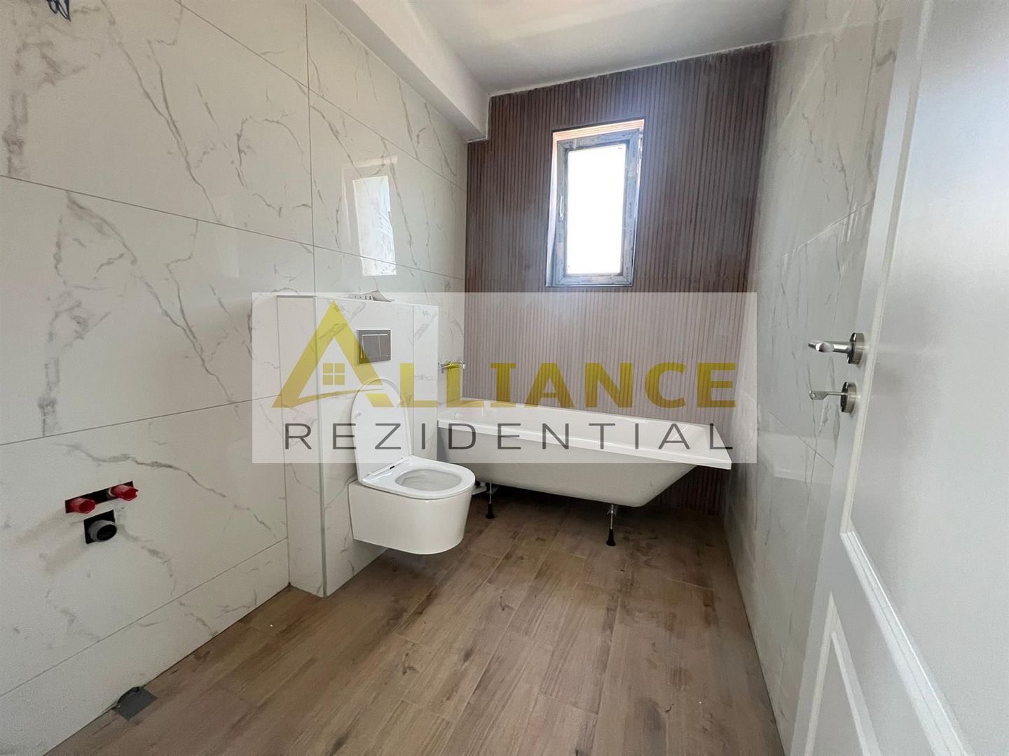 Vila individuala - 5 camere - 3 bai - teren 428mp - pod - beci - Poză 13