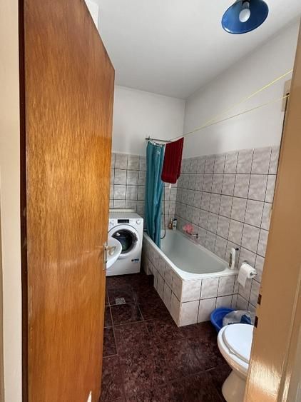 Agenția imobiliara BRASADAS vinde casa in zona CENTRALA. - Poză 11