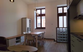 Vanzare | proprietate ultracentrala | studio + ap.2 camere | Oradea - Poză 10