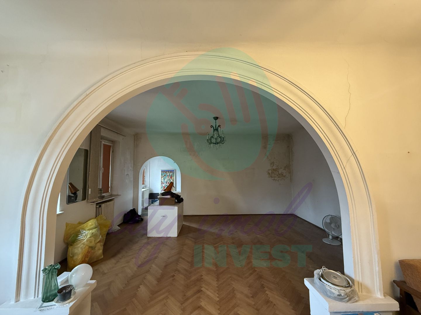 Eleganta, lumina si farmec interbelic - Poză 9