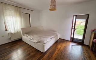 Casă individuală cu 6 camere și piscină în Alba Iulia, zona Cetate - Poză 12