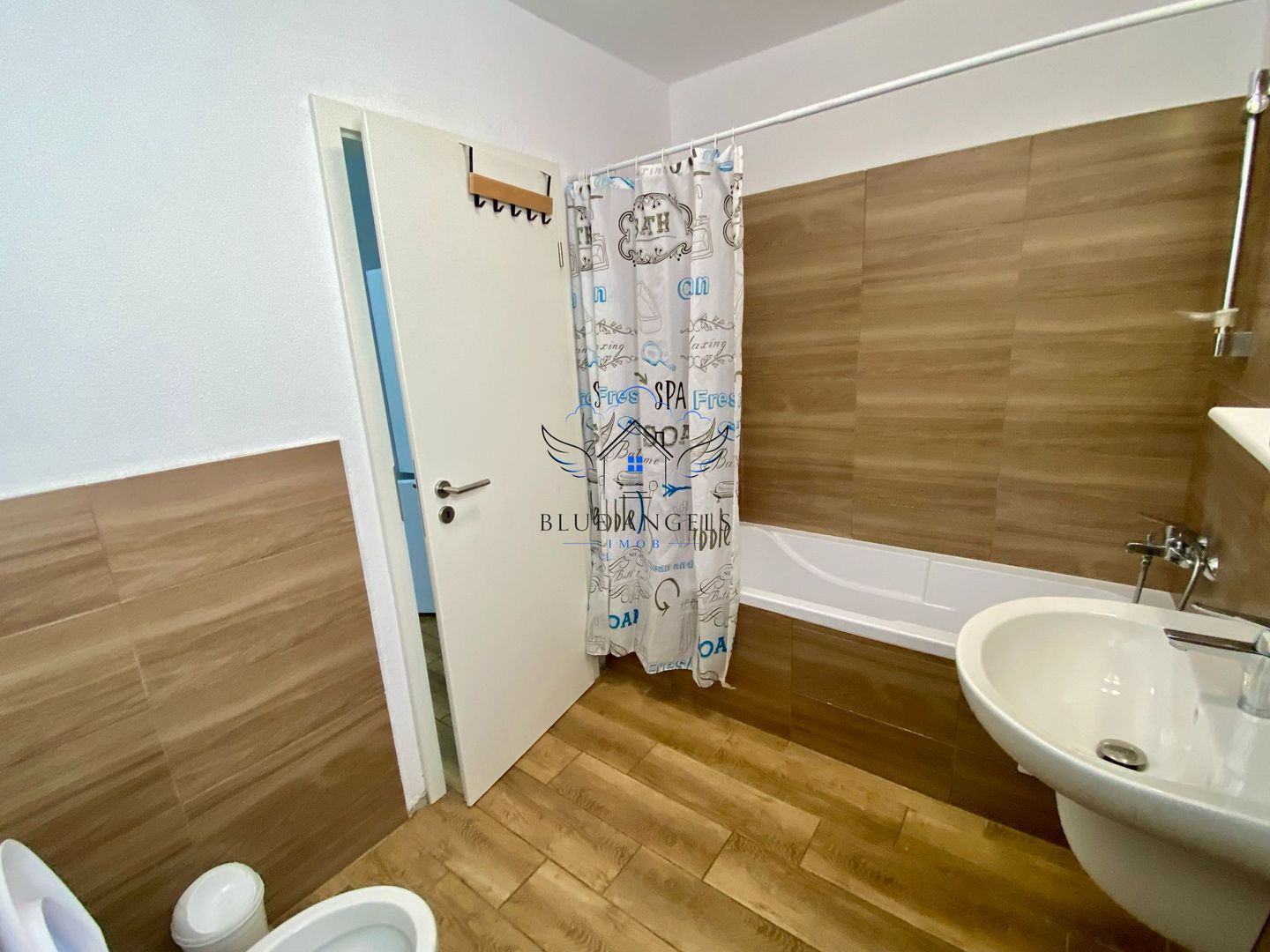 Studio de vanzare, langa Mall-ul la intrarea din Sanpetru - Poză 8