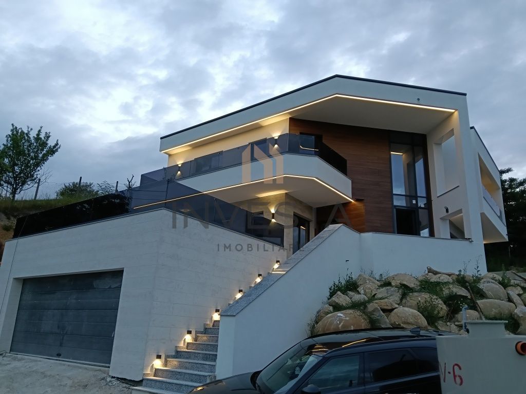Casa Feleacu - Design Modern - Poză 1
