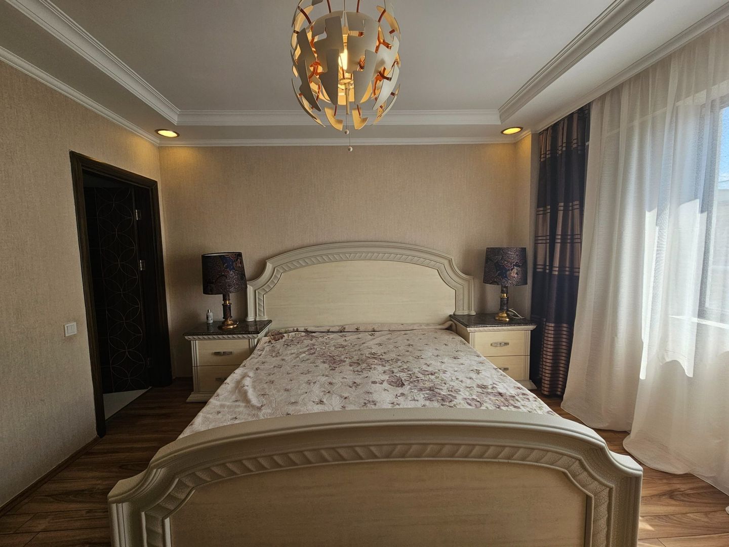 3 camere Inacu Nicoale Baneasa Piscina - Poză 5