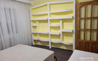 Apartament 2 camere decomandat zona Nicolina II - Poză 3