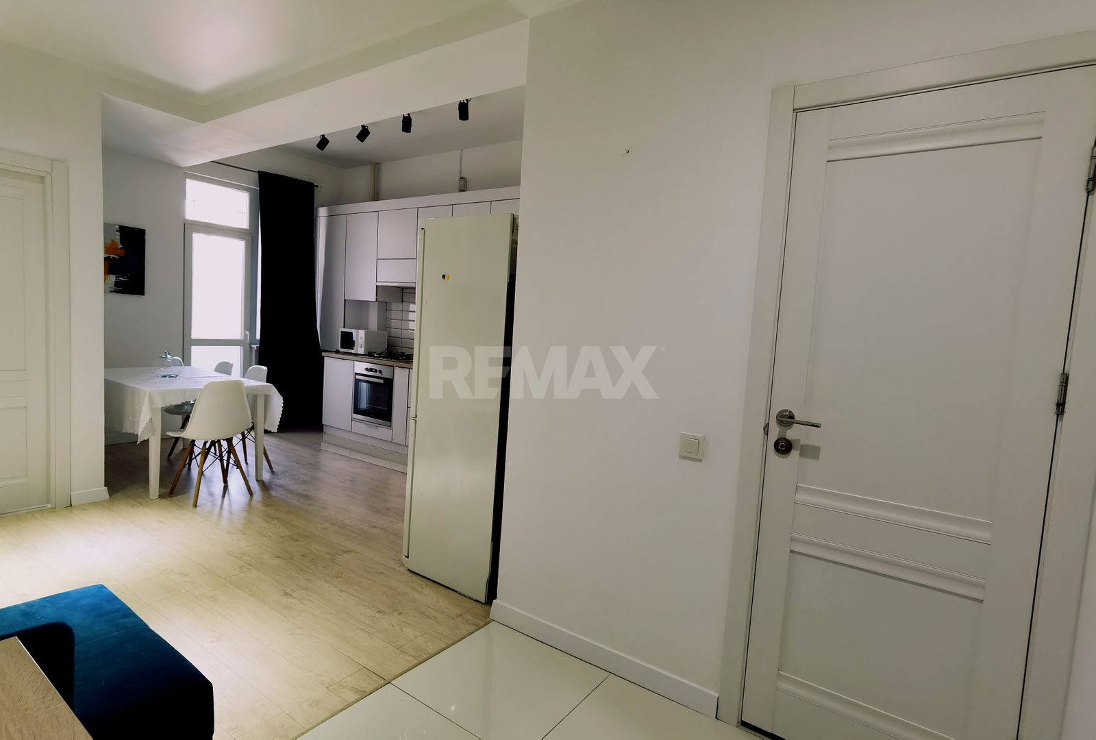 Spre chirie I Apartament modern cu 2 dormitoare și living I Zona Centru I - Poză 9