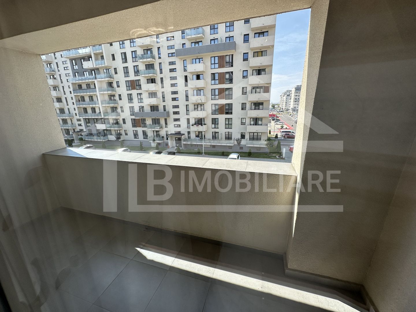 Apartament cu 3 camere, 80mp, parcare, zona Maurer Residence - Poză 12