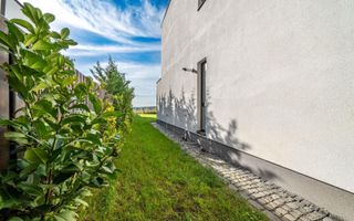 Vilă unica în Corbeanca - Liniște,natură și eleganță - Poză 28