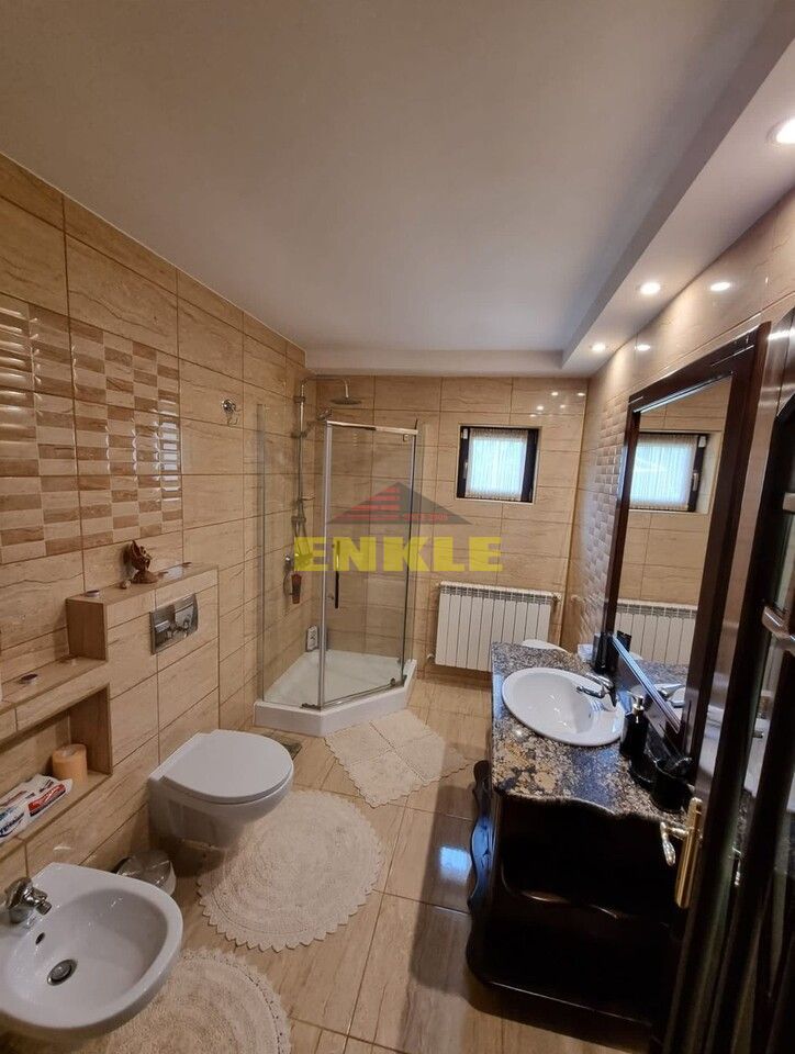 De vânzare Vila P+M, 303 mp si 1000 mp teren, Catamaresti-Deal - Poză 12