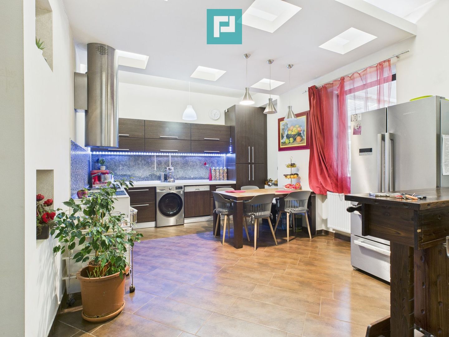 Apartament  cu 4 camere vintage ultracentral - Poză 7