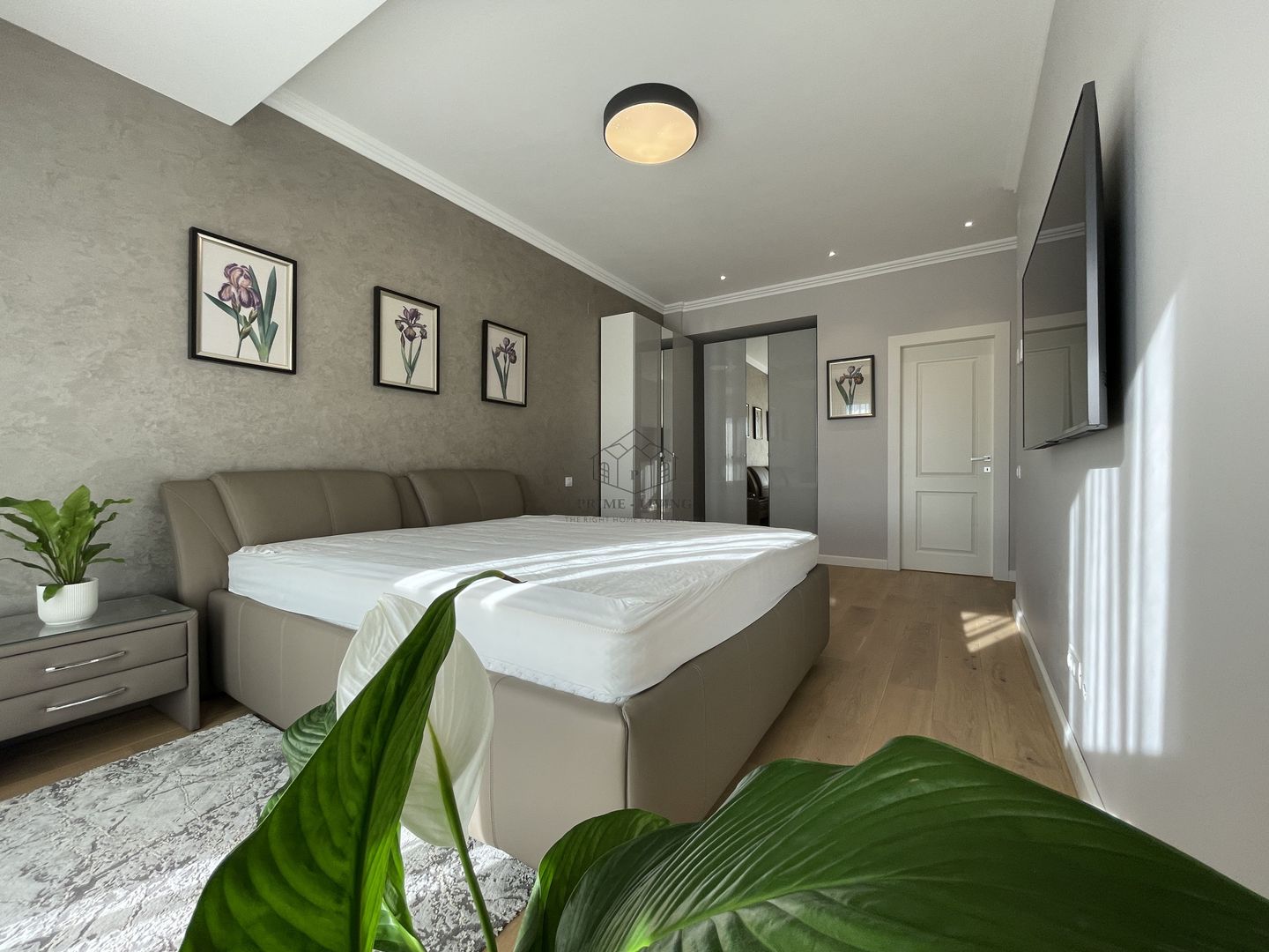 APARTAMENT DE LUX CU 3 CAMERE LA INCHIRIERE IN COMPLEX REZIDENTIAL - Poză 13