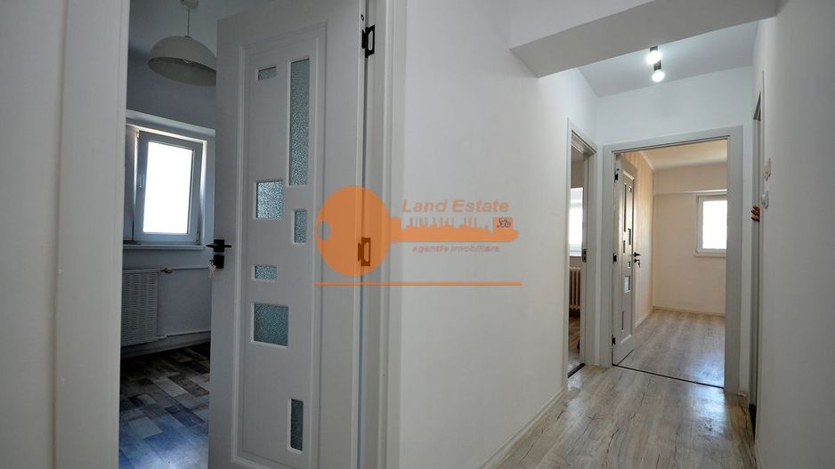 Apartament cu 3 camere in zona Pacii-Apusului - Poză 16