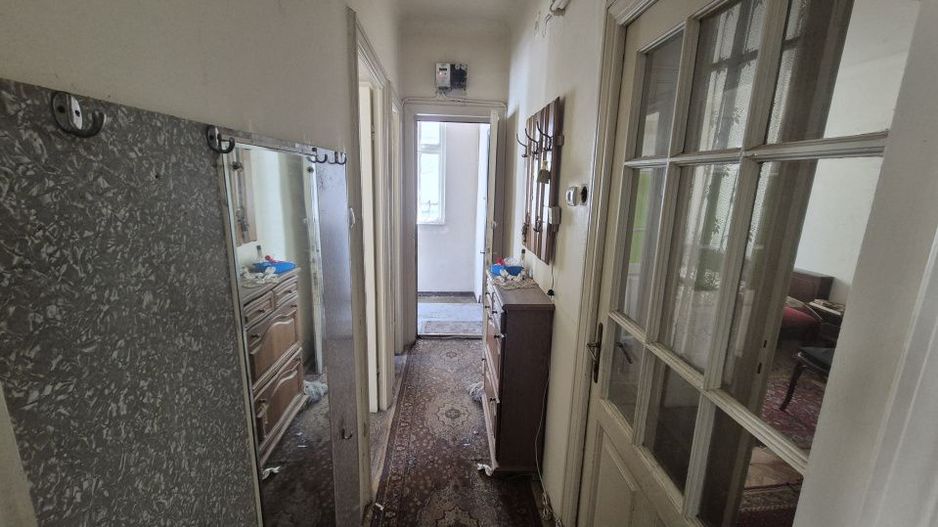 Apartament sic intr-un bloc vila interbelica - Poză 6
